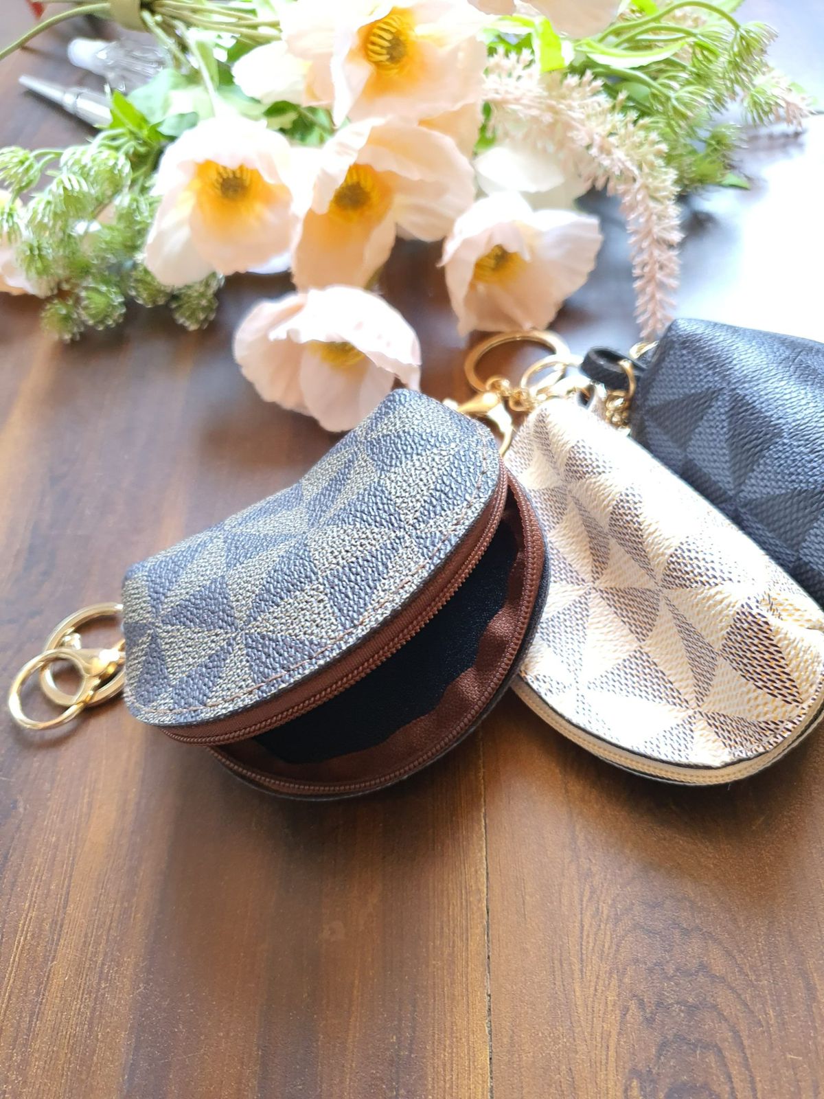 Mini Purse with Keychain – Small Storage Bag for Coins & Accessories
