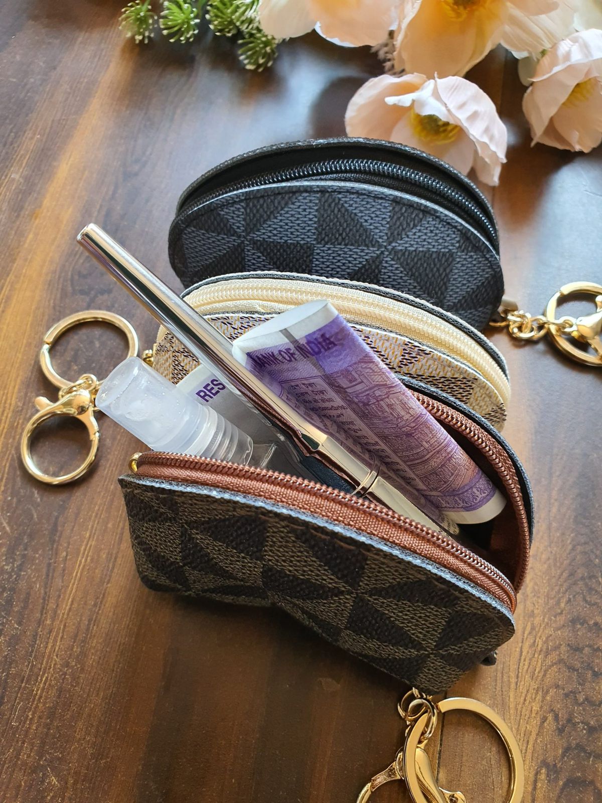 Mini Purse with Keychain – Small Storage Bag for Coins & Accessories